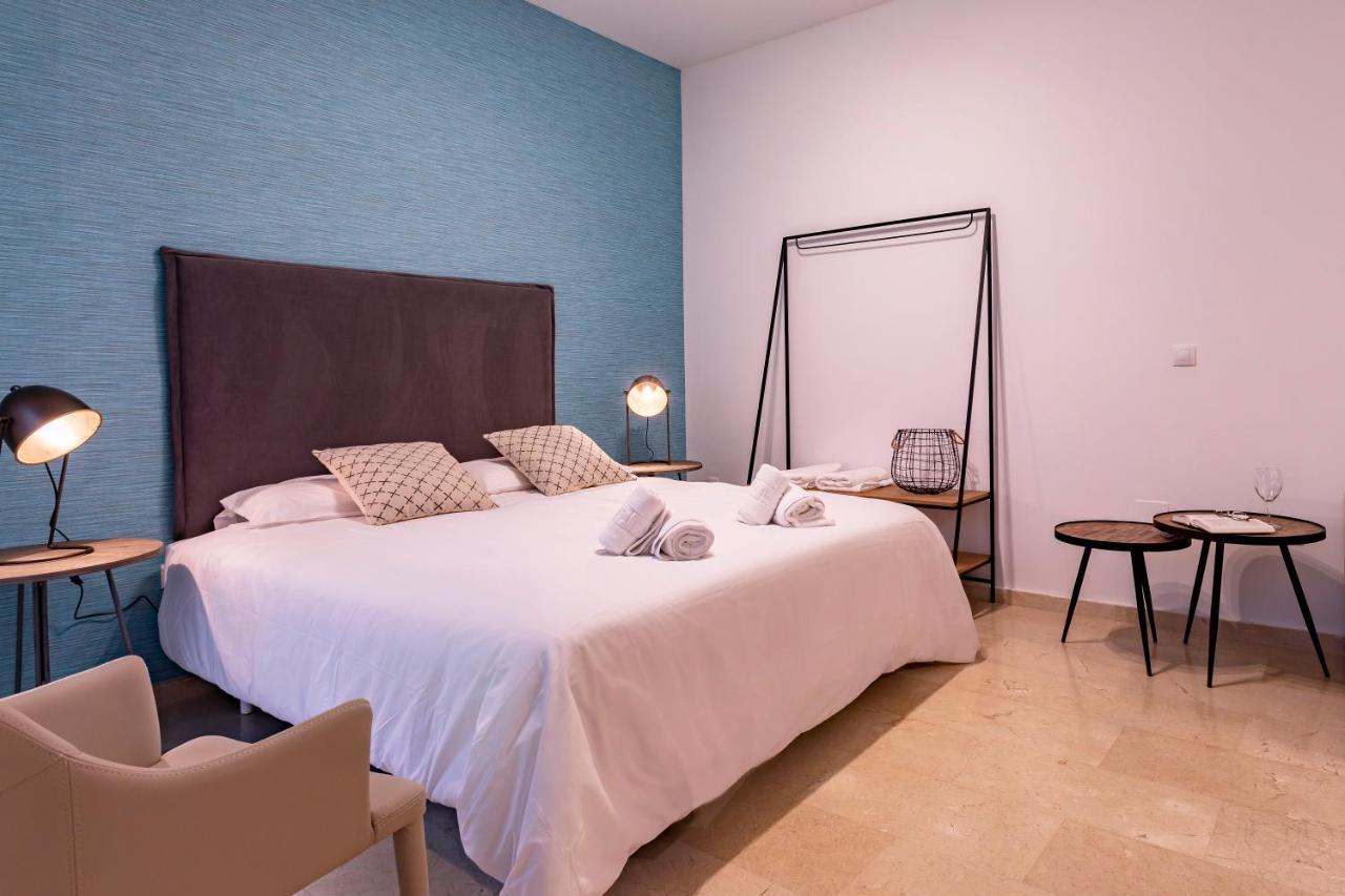 Malaga Central Suites Exterior photo